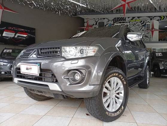 MITSUBISHI PAJERO DAKAR 3.2 HPE 4X4 7 LUGARES 16V TURBO INTERCOOLER DIESEL 4P AUTOMÁTICO